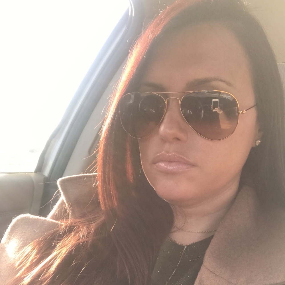 Meet your Posher, Laura